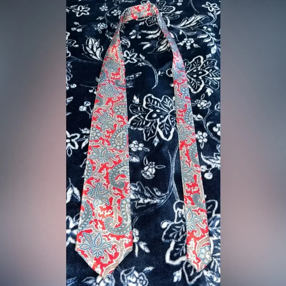Etienne Aigner Red Blue Paisley Necktie